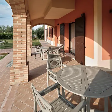 La Casina Di Ely 3*
