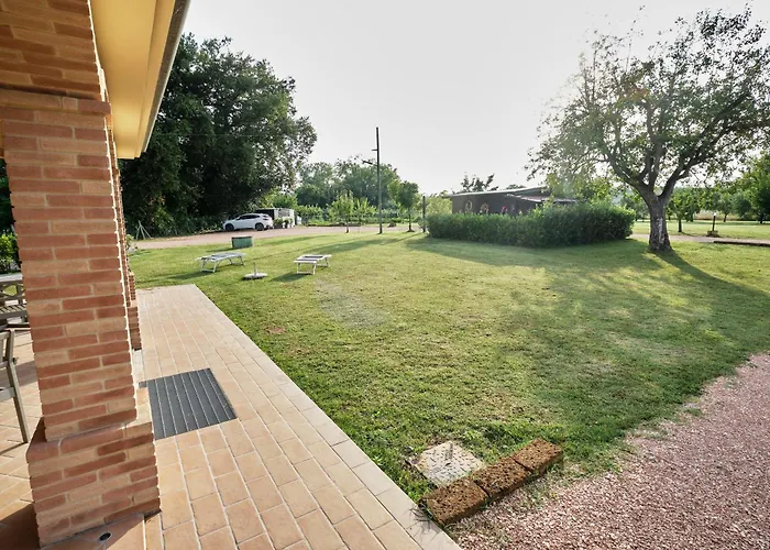 La Casina Di Ely Bed & Breakfast