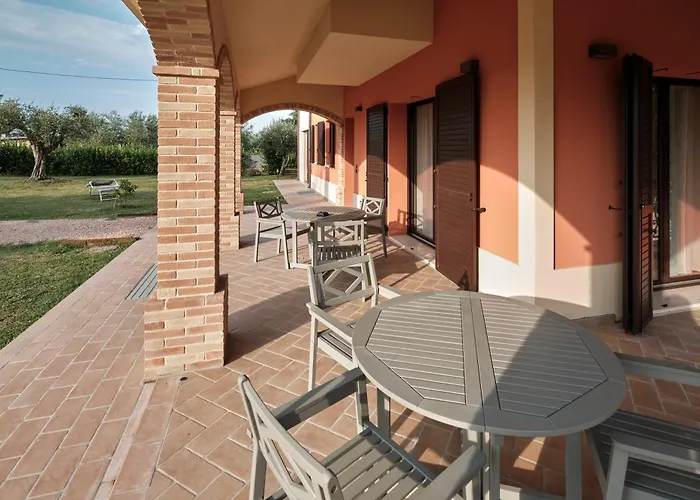 La Casina Di Ely 3*