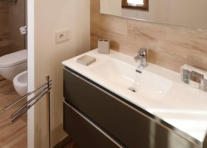 La Casina Di Ely Bed & Breakfast 3*